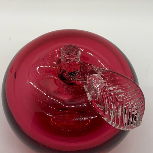 Vintage Angelo Rossi Hand Blown Cranberry Glass Apple - Picture 8 of 9